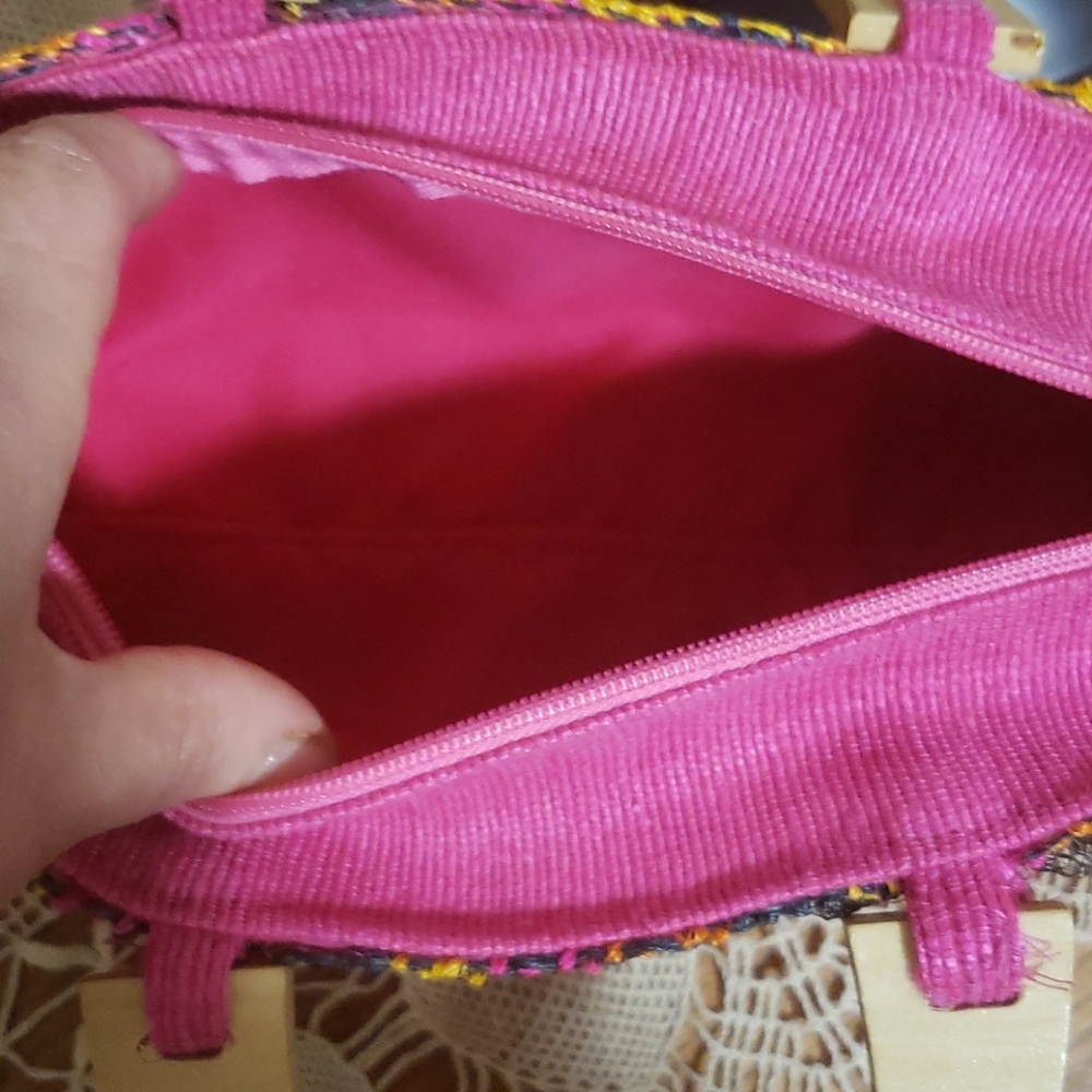 Purse - Picture 5 of 9